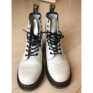 ドクターマーチン(Dr.Martens)のsugarcake様専用　ドクターマーチン8ホール 白 uk5(ブーツ)