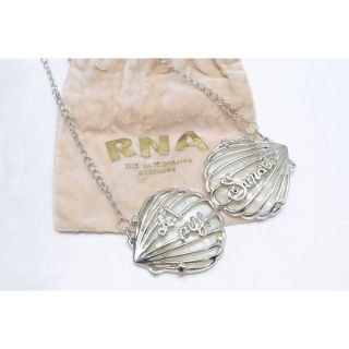 アールエヌエー(RNA)の【RA763】RNA ダブル シェル 貝 モチーフ ネックレス シルバー(ネックレス)