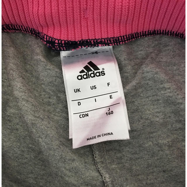 adidas(アディダス)のアディダス 女の子 スカートパンツ 160 キッズ/ベビー/マタニティのキッズ服女の子用(90cm~)(パンツ/スパッツ)の商品写真