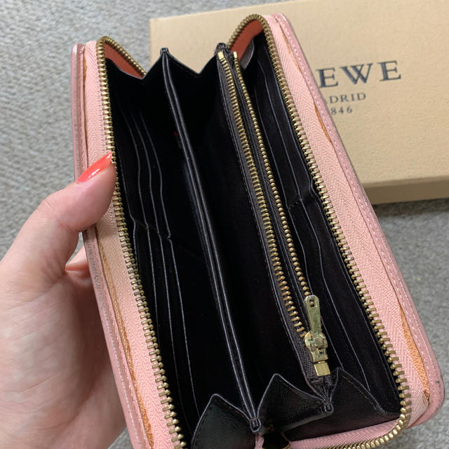 LOEWE - ロエベ長財布!箱&袋付き レアピンクカラーの通販 by