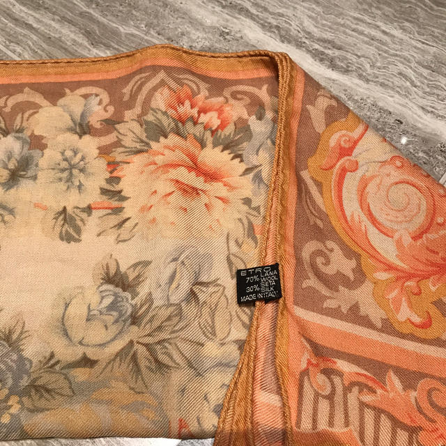 ETRO(エトロ)のエトロストール レディースのファッション小物(ストール/パシュミナ)の商品写真