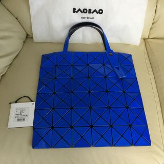 イッセイミヤケ トートバッグ(レディース)(ブルー・ネイビー/青色系 イッセイミヤケ トートバッグ(レディース)(ブルー・ネイビー/青色系