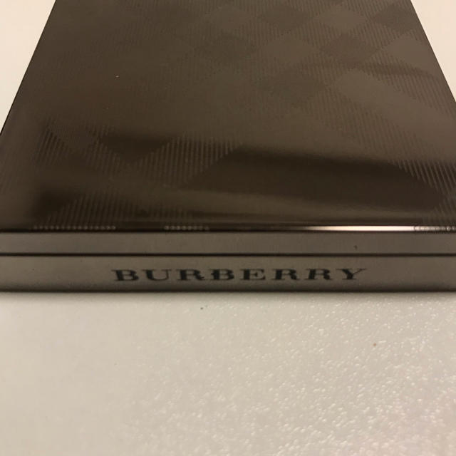 BURBERRY(バーバリー)のBurberry コンプリートパレットアイシャドウ コスメ/美容のベースメイク/化粧品(アイシャドウ)の商品写真