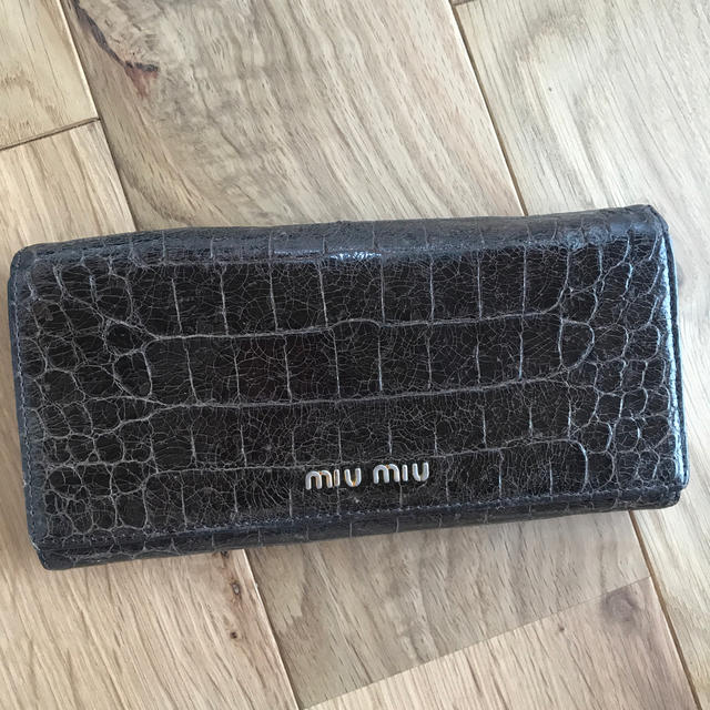 miumiu(ミュウミュウ)のmiumiu 長財布 レディースのファッション小物(財布)の商品写真