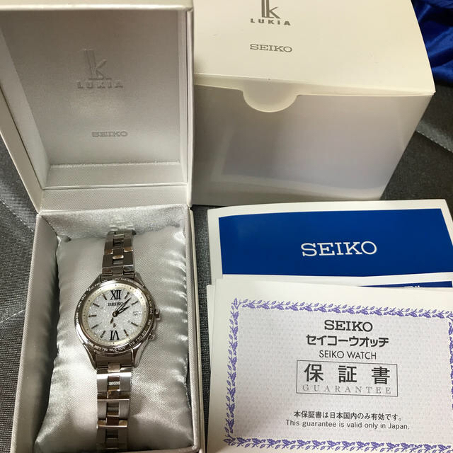 週末限定値下げ SEIKO ルキア腕時計