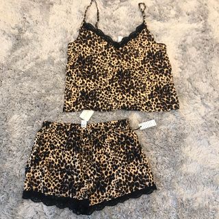 フォーエバートゥエンティーワン(FOREVER 21)のForever21/ヒョウ柄SLEEPWEAR SET(キャミソール)