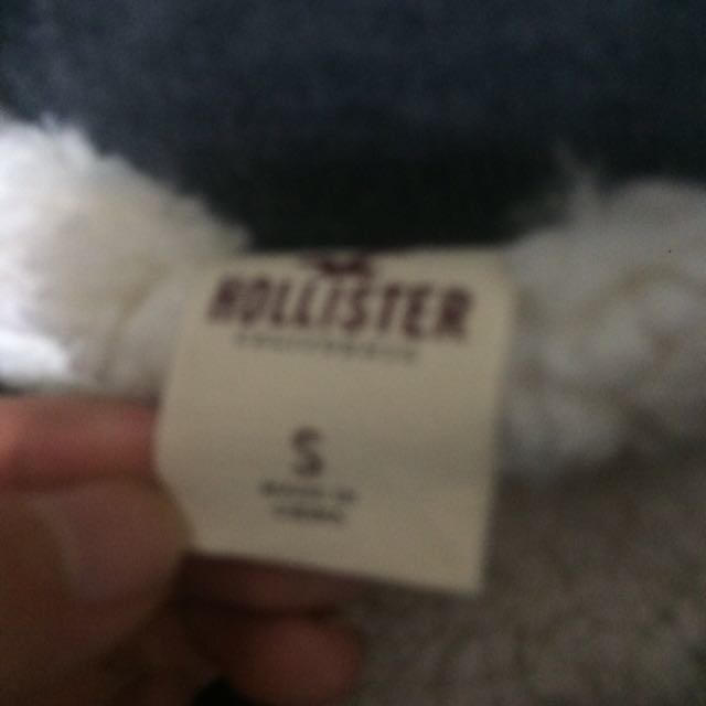 Hollister(ホリスター)の未使用 ボア付き ホリスター ブルゾン メンズのジャケット/アウター(ブルゾン)の商品写真