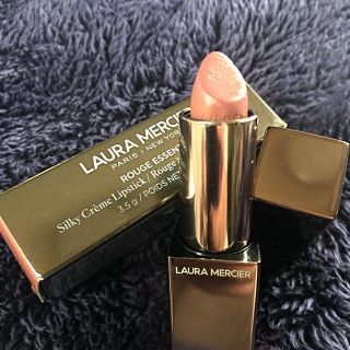 ローラメルシエ(laura mercier)の【美品】【ローラメルシエ】リップ 06 ベージュインタイム(口紅)