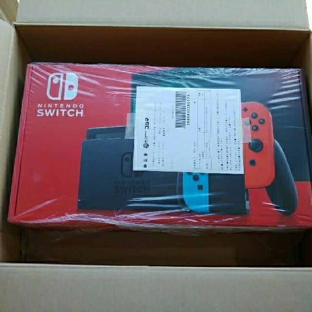 Nintendo Switch(ニンテンドースイッチ)の新品未使用 Switch 新型 エンタメ/ホビーのゲームソフト/ゲーム機本体(家庭用ゲーム機本体)の商品写真