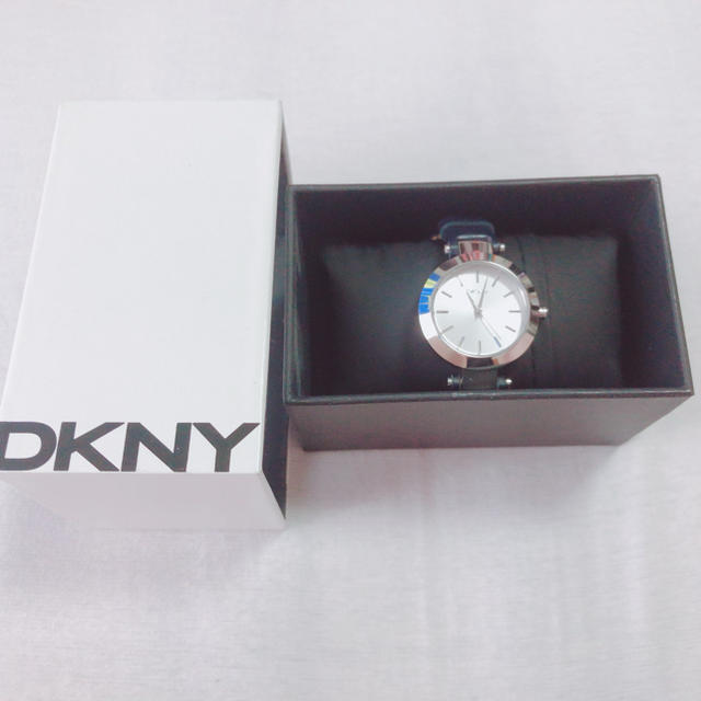 DKNYの腕時計