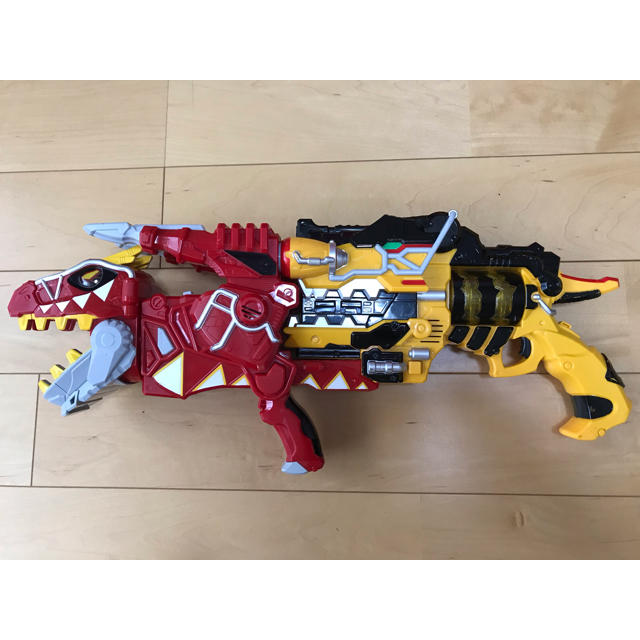 BANDAI(バンダイ)の獣電戦隊キョウリュウジャー39点おまとめセット エンタメ/ホビーのフィギュア(特撮)の商品写真