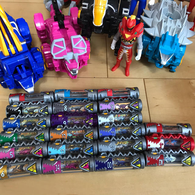BANDAI - 獣電戦隊キョウリュウジャー39点おまとめセットの通販 by も