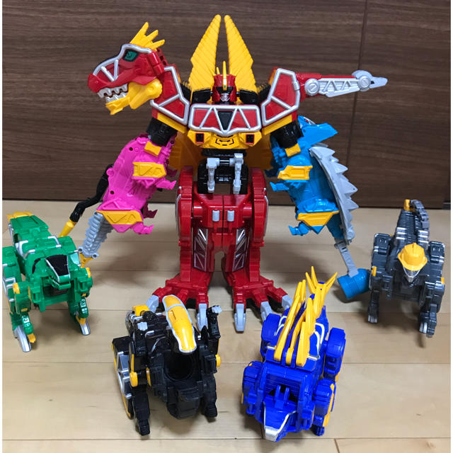 BANDAI - 獣電戦隊キョウリュウジャー39点おまとめセットの通販 by も