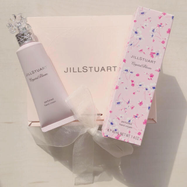 JILLSTUART(ジルスチュアート)のJILLSTUARTハンドクリーム♡ コスメ/美容のボディケア(ハンドクリーム)の商品写真