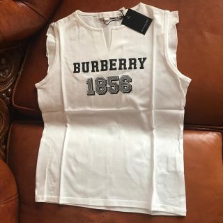 バーバリー(BURBERRY)のお値下げ♡新品  バーバリー  カットソー  160A 女の子(Tシャツ/カットソー)