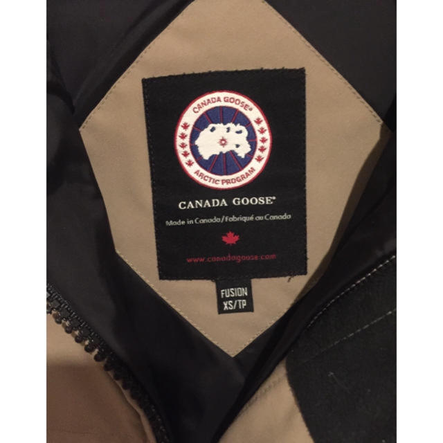 CANADA GOOSE(カナダグース)のカナダグース  レディース xs  ZARA マカフィー レディースのジャケット/アウター(ダウンコート)の商品写真