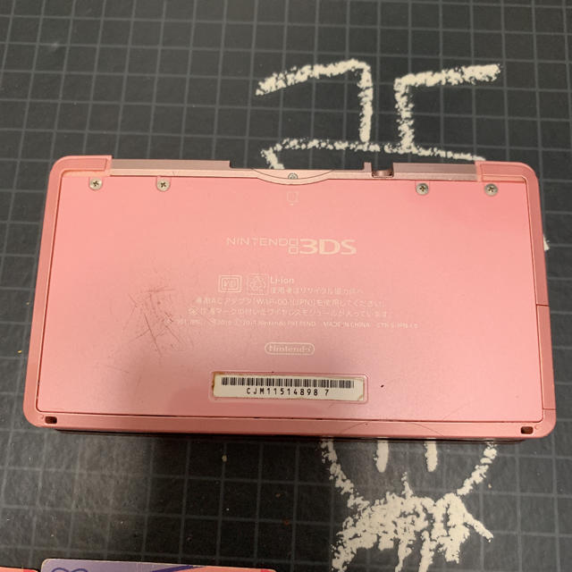 ニンテンドー3DS(ニンテンドー3DS)の3DS ミスティピンク エンタメ/ホビーのゲームソフト/ゲーム機本体(携帯用ゲーム機本体)の商品写真