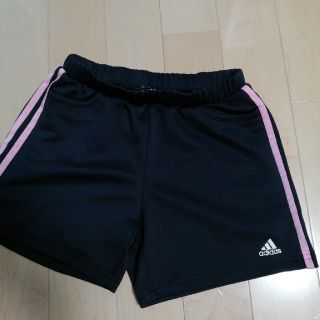 アディダス(adidas)のショートパンツ　アディダス(パンツ/スパッツ)