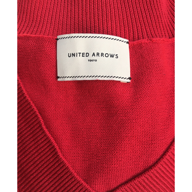 UNITED ARROWS(ユナイテッドアローズ)の【UNITED ARROWS】ユナイテッドアローズ Ｖネックニットレッド レディースのトップス(ニット/セーター)の商品写真