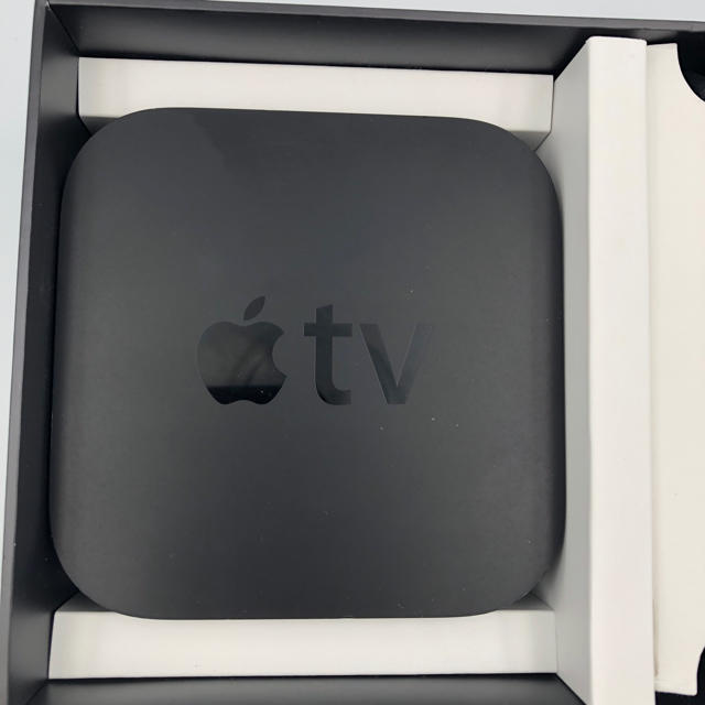 Apple(アップル)のApple TV  第4世代  32GB スマホ/家電/カメラのテレビ/映像機器(テレビ)の商品写真