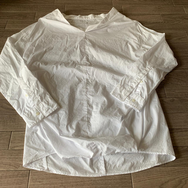 ENFOLD(エンフォルド)の白シャツ  エンフォルド レディースのトップス(シャツ/ブラウス(長袖/七分))の商品写真