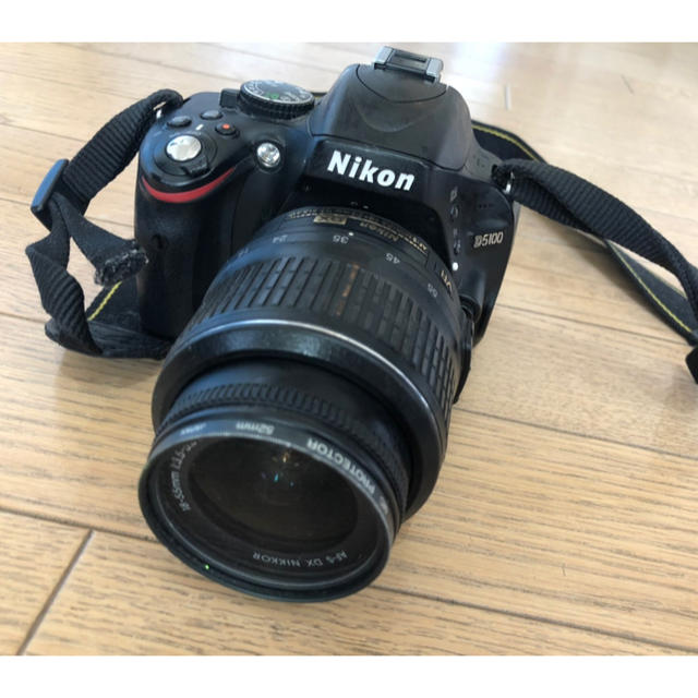 Nikon(ニコン)のNikon 一眼レフカメラ スマホ/家電/カメラのカメラ(デジタル一眼)の商品写真