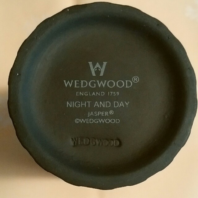 Wedgwood Wedgwoodウエッジウッド ナイトアンドデイ ビアマグ ブラックの通販 By カロン S Shop ウェッジウッドならラクマ