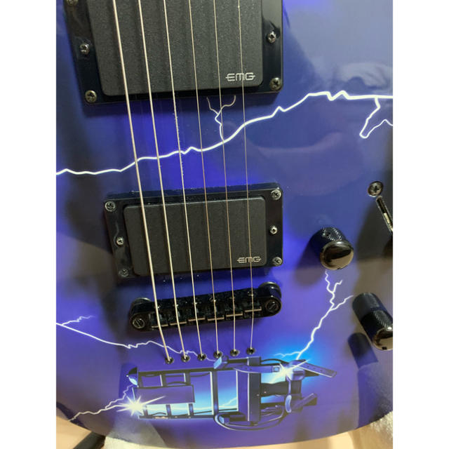 LTD ESP メタリカ METALICA ギター  ハードケース付き 楽器のギター(エレキギター)の商品写真