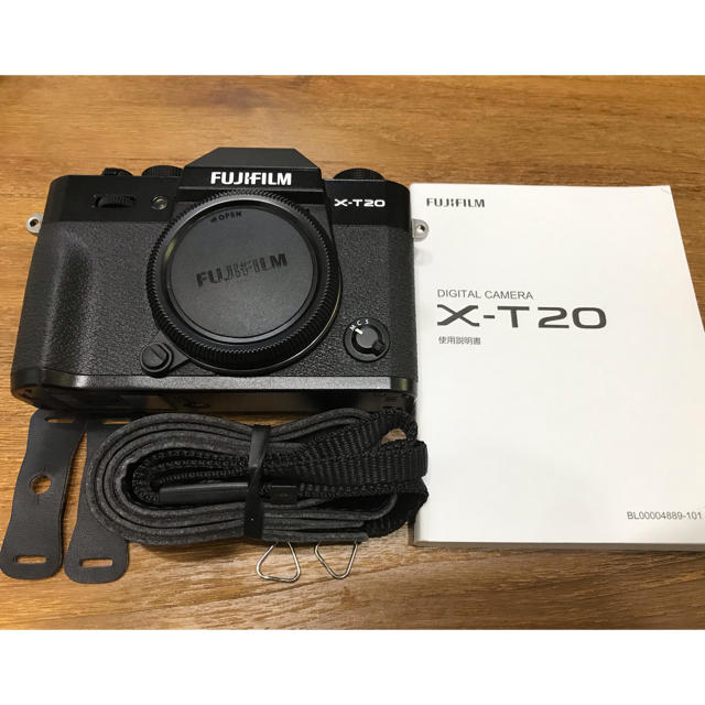 カメラX-T20ボディのみ ミラーレス 黒ブラック FUJIFILM