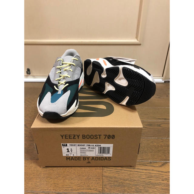 YEEZY BOOST 700 V1 KIDS 20cm キッズ/ベビー/マタニティのキッズ靴/シューズ(15cm~)(スニーカー)の商品写真