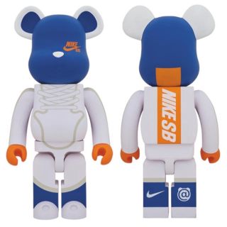 メディコムトイ(MEDICOM TOY)のNIKE SB 1,000% BE@RBRICK MEDICOM TOY(その他)