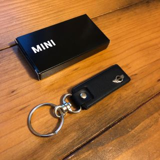 ビーエムダブリュー(BMW)のBMW MINI レザー キーホルダー ノベルティ(ノベルティグッズ)