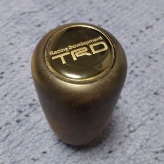 TRDロゴ入り木製シフトノブ(汎用パーツ)