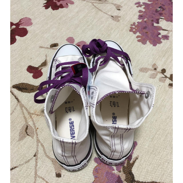 CONVERSE(コンバース)の新品 コンバース 白＊紫  24cm レディースの靴/シューズ(スニーカー)の商品写真