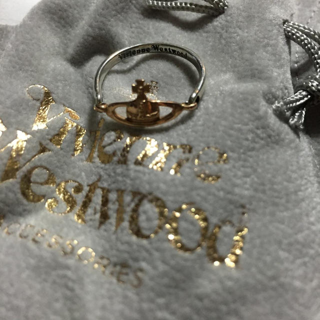 Vivienne Westwood(ヴィヴィアンウエストウッド)のヴィヴィアンウエストウッドオーブリング レディースのアクセサリー(リング(指輪))の商品写真