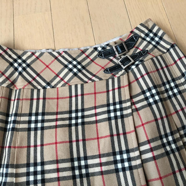 BURBERRY(バーバリー)のバーバリーチェックのスカート レディースのスカート(ミニスカート)の商品写真