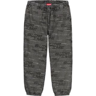 シュプリーム(Supreme)の【送料込】Dimensions Logo Denim Skate Pant 黒(デニム/ジーンズ)