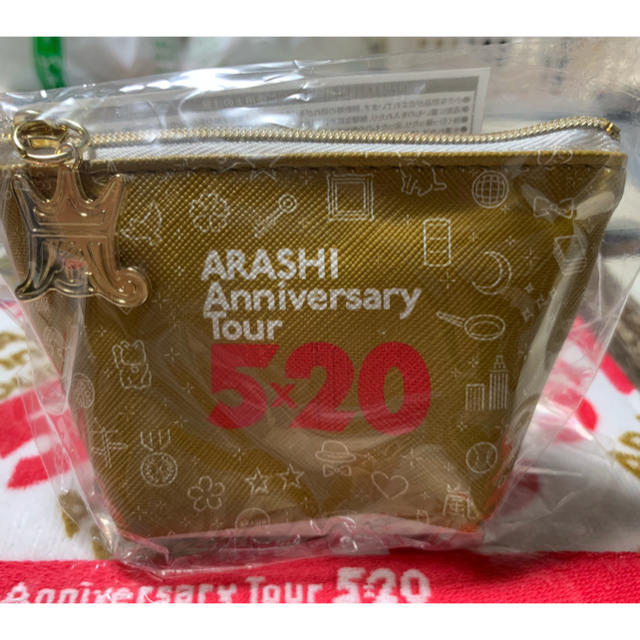 嵐(アラシ)の嵐5×20グッズ５点セット＊銀テープおまけ エンタメ/ホビーのタレントグッズ(アイドルグッズ)の商品写真