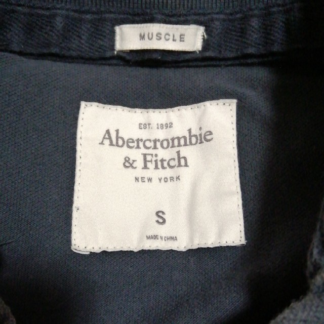 Abercrombie&Fitch(アバクロンビーアンドフィッチ)のAbercrombieポロシャツ レディースのトップス(ポロシャツ)の商品写真