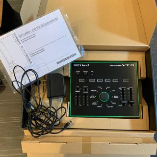 ローランド(Roland)の【美品】ローランド vt-3 Roland(アンプ)