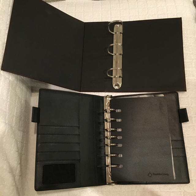 Franklin Planner(フランクリンプランナー)のFranklin Covey 大きめ手帳とバインダー セット メンズのファッション小物(手帳)の商品写真