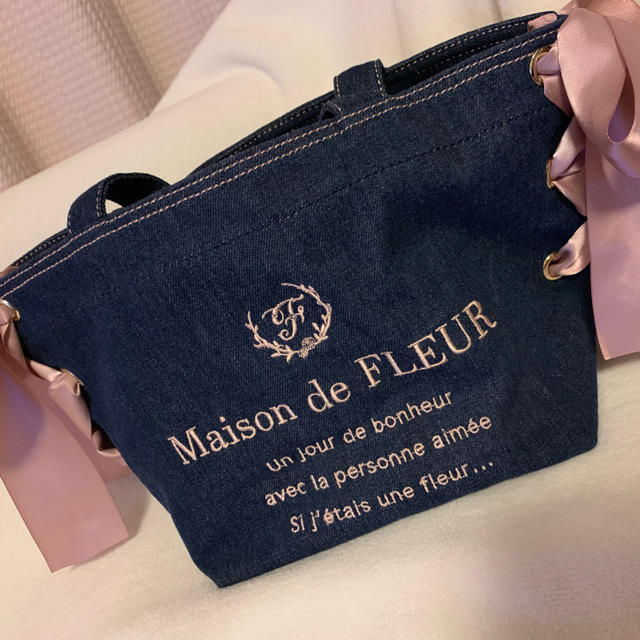 Maison de FLEUR(メゾンドフルール)のMaison de FLEUR サイドリボンバック♡ レディースのバッグ(ハンドバッグ)の商品写真