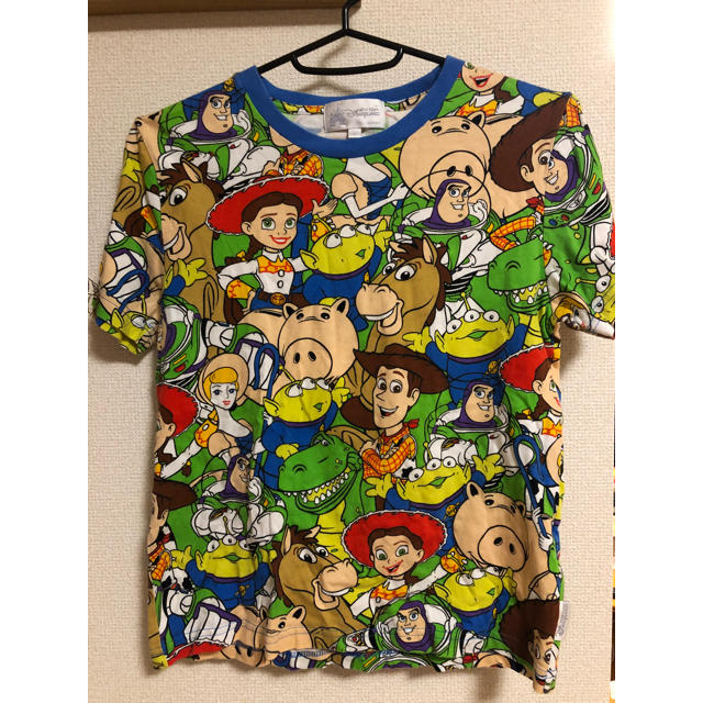 Disney(ディズニー)のディズニーリゾート トイストーリー総柄Tシャツ レディースのトップス(Tシャツ(半袖/袖なし))の商品写真