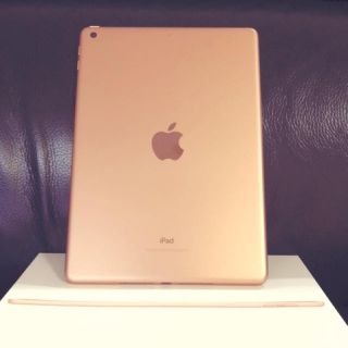 アイパッド(iPad)のiPad 第6世代 32GB WiFiモデル(タブレット)