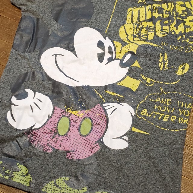 Disney(ディズニー)のディズニー　Tシャツ レディースのトップス(Tシャツ(半袖/袖なし))の商品写真