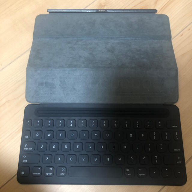 smart  keyboard 9.7インチiPad用