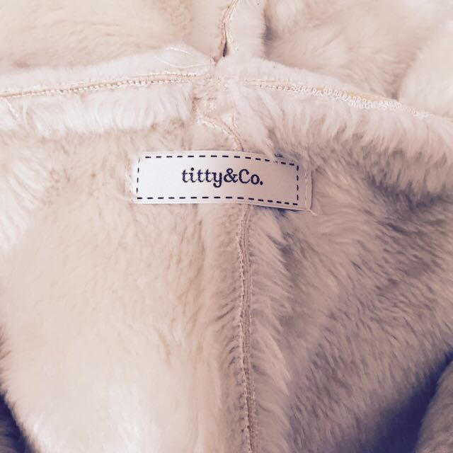 titty&co(ティティアンドコー)のtitty&coムートンダッフルコート♡ レディースのジャケット/アウター(ダッフルコート)の商品写真