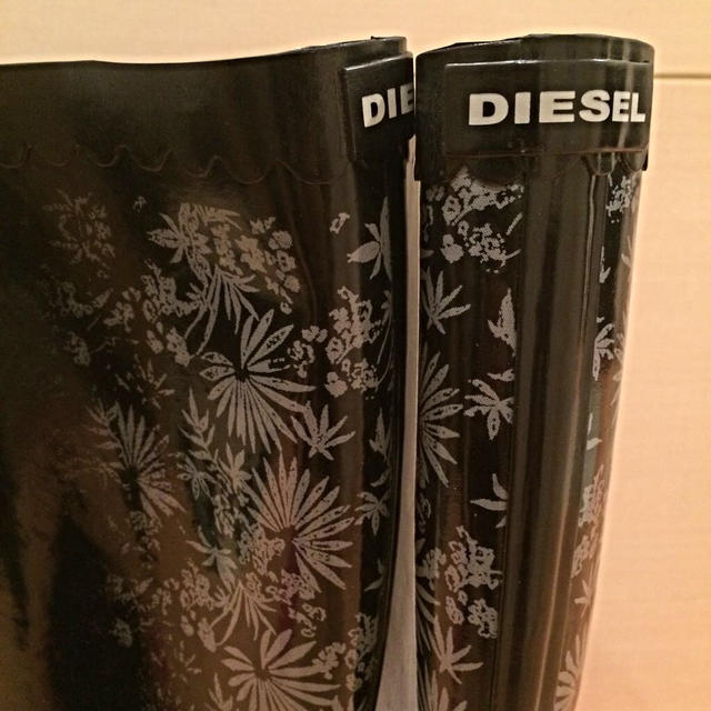 DIESEL(ディーゼル)のDIESEL ひざ丈レインブーツ レディースの靴/シューズ(レインブーツ/長靴)の商品写真