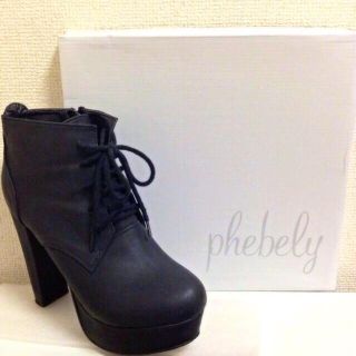 フィービリー(phebely)のPhebely ショートブーツ 👠(ブーツ)