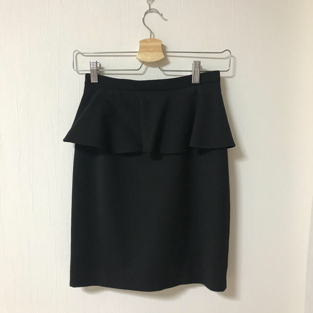 BORNY(ボルニー)のペプラムスカート  BLACK レディースのスカート(ひざ丈スカート)の商品写真